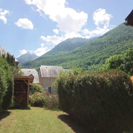 Maison La Luzienne - Lou Astiou Luz-Saint-Sauveur Buitenkant foto